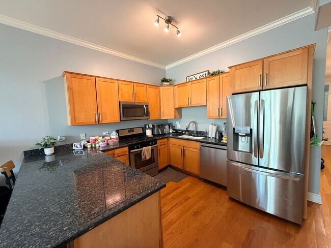 Building Photo - 3525 N Harlem Ave
