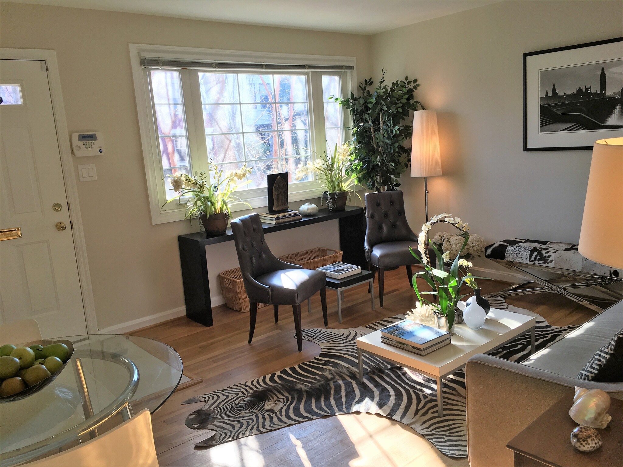 Building Photo - 1316 Constitution Ave NE