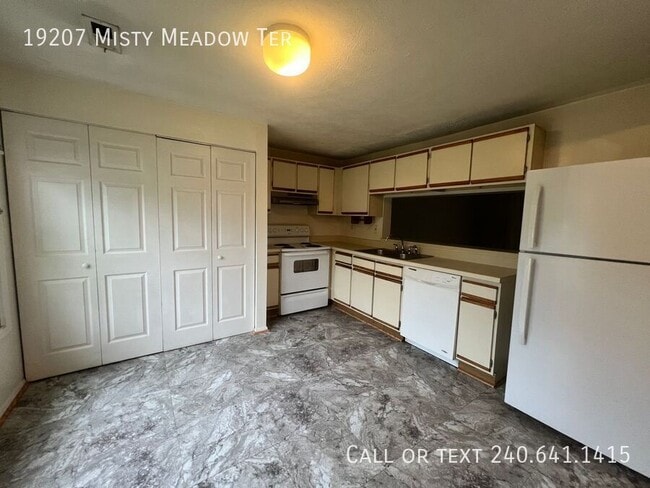 Building Photo - 19207 Misty Meadow Terrace