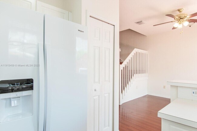 Building Photo - 12435 SW 125th St