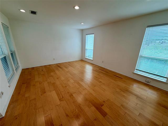 Building Photo - 1827 Rhinevalley Dr