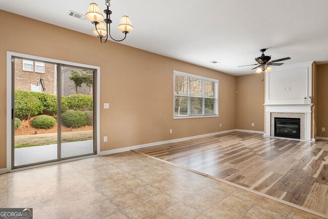 Building Photo - 3325 Earhart Way