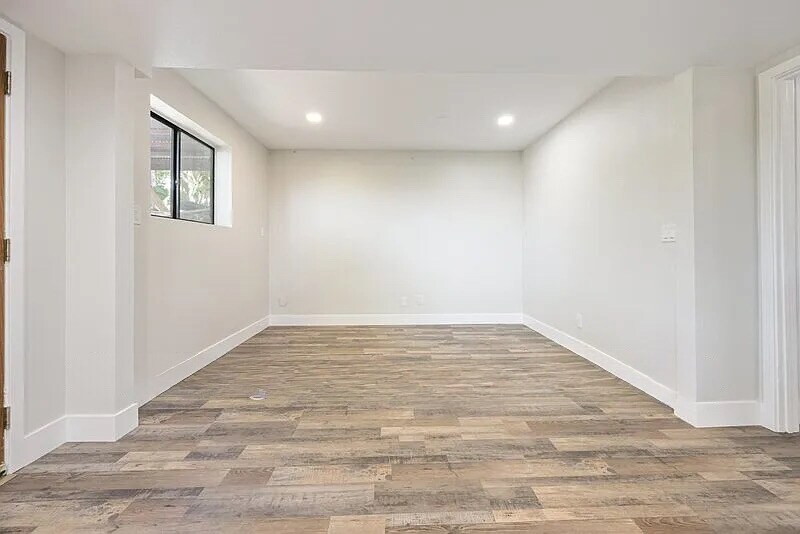 Building Photo - 25147 Jack Rabbit Acres