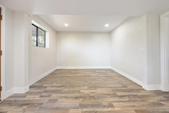 Building Photo - 25147 Jack Rabbit Acres