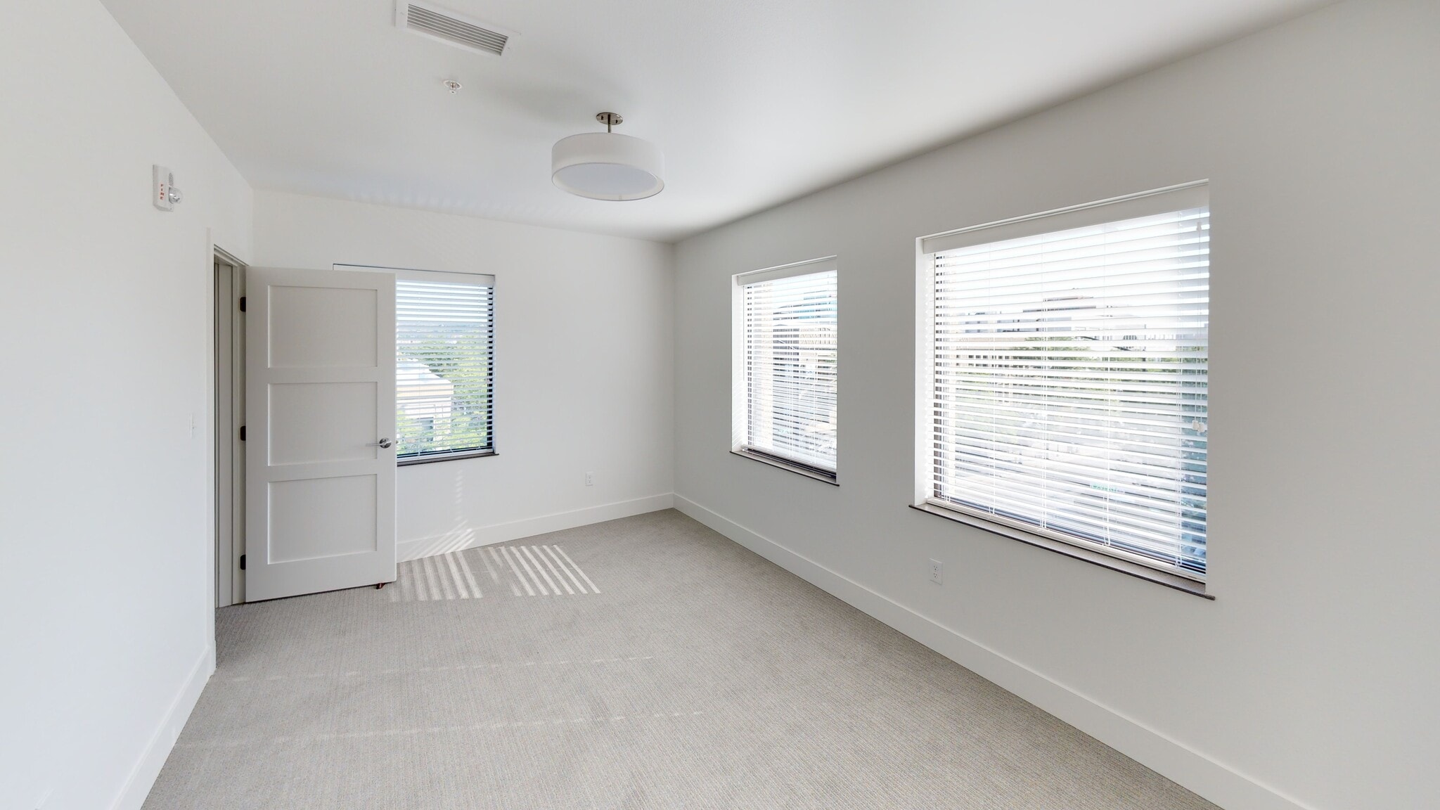 carpeted bedrooms - 124 N 29th St