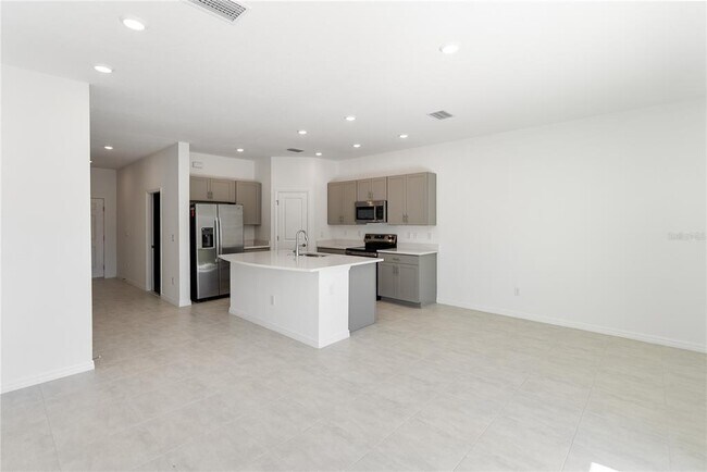 Building Photo - 15117 Cuzcorro Ct