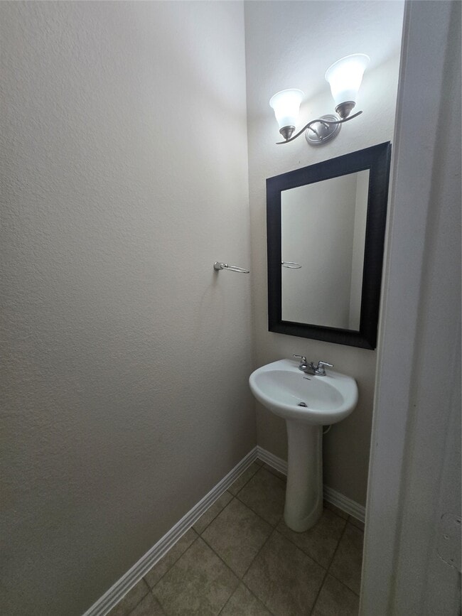 Building Photo - 9126 Monarch Field Ln