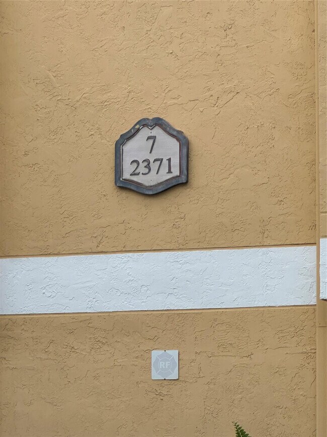 Building Photo - 2371 NW 33rd St