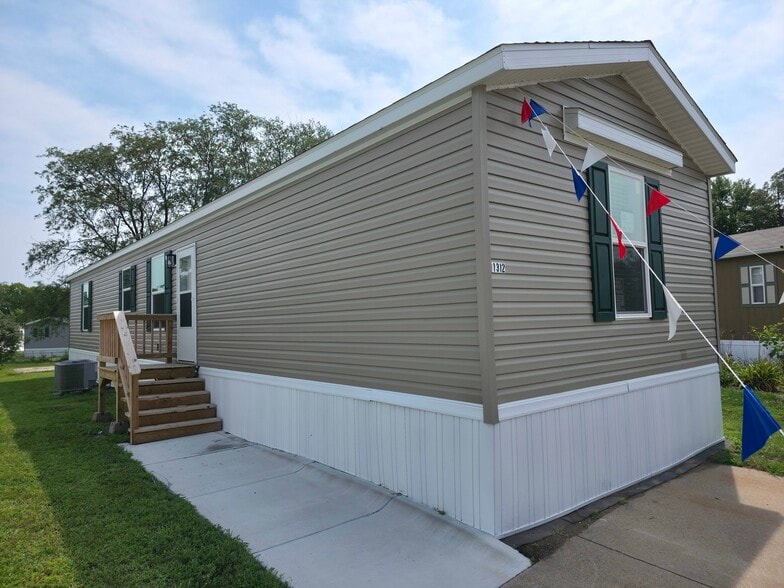 Building Photo - 1312 W Harbour Unit 160