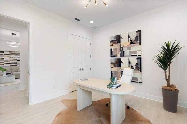 Building Photo - 13211 Artisan Cir