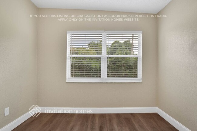 Building Photo - 142 Country Club Cir