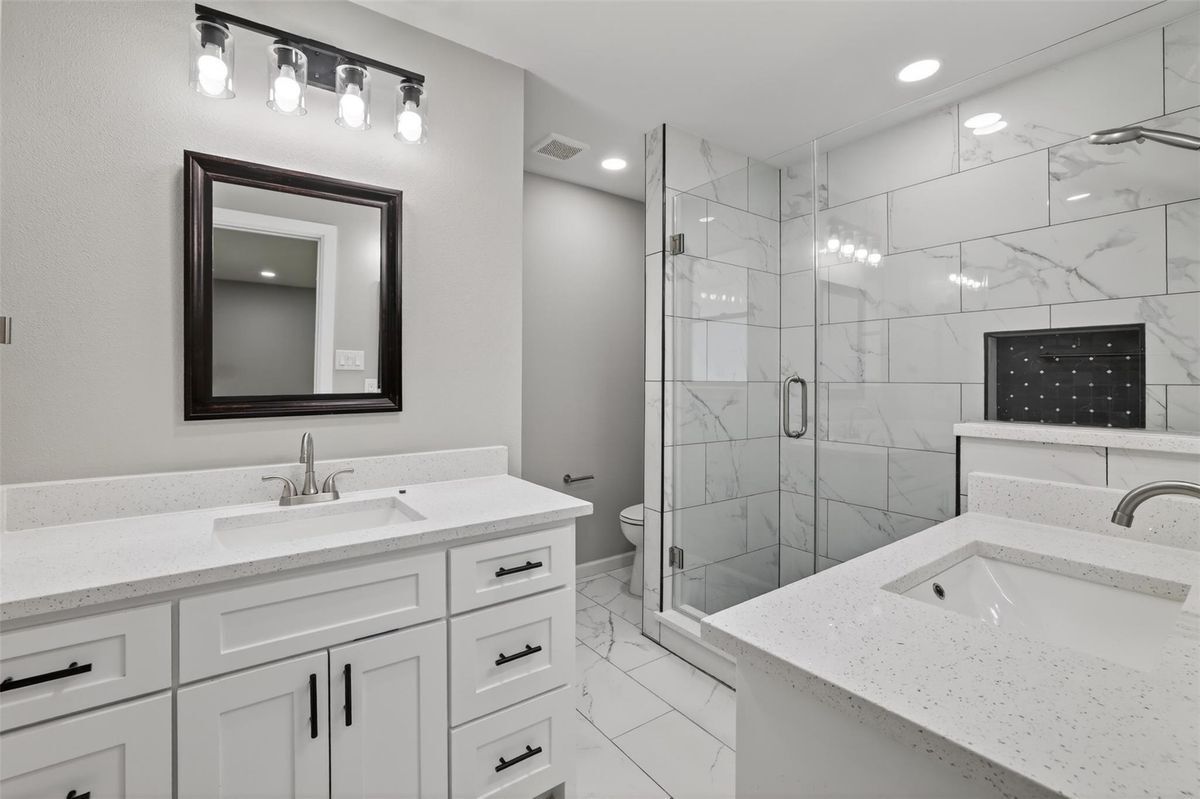 Building Photo - 3204 Greenbriar Ln
