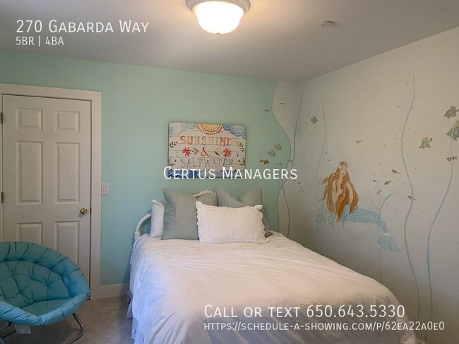 Building Photo - Charming, Spacious, Furnished Rental Close...