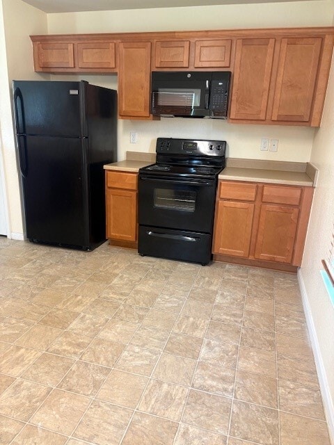 Building Photo - 619 N Vionett Ln