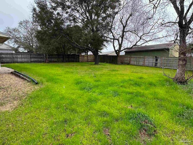 Building Photo - 2374 Windstone Dr