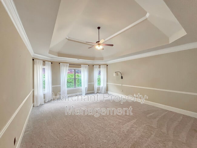 Building Photo - 32 Governors Lake Way