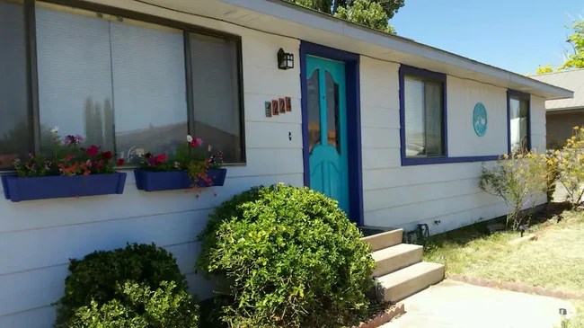 Great quiet neighborhood near Page Rim Trail. - 224 Hopi Ave