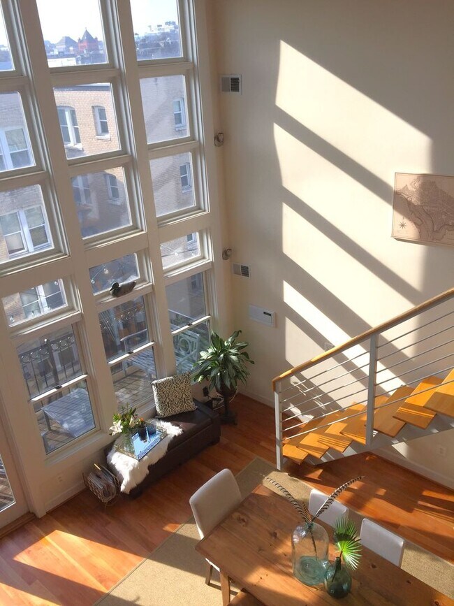 Building Photo - Logan Circle Light Filled One Bedroom with Den Loft with Balcony and Parking!