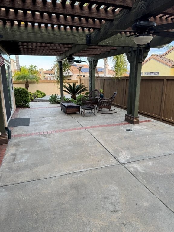 Building Photo - 1240 Positas Rd