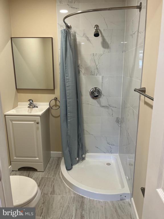 Building Photo - 2305 Benson St