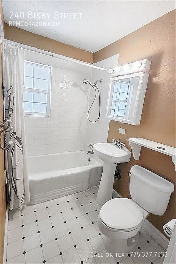 Building Photo - 240 Bisby St