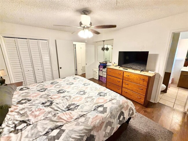 Building Photo - 1305 E Andy St