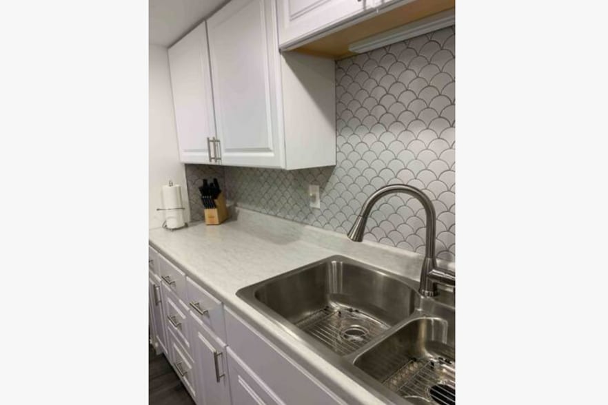 Building Photo - 3834 Kensingwood Trce