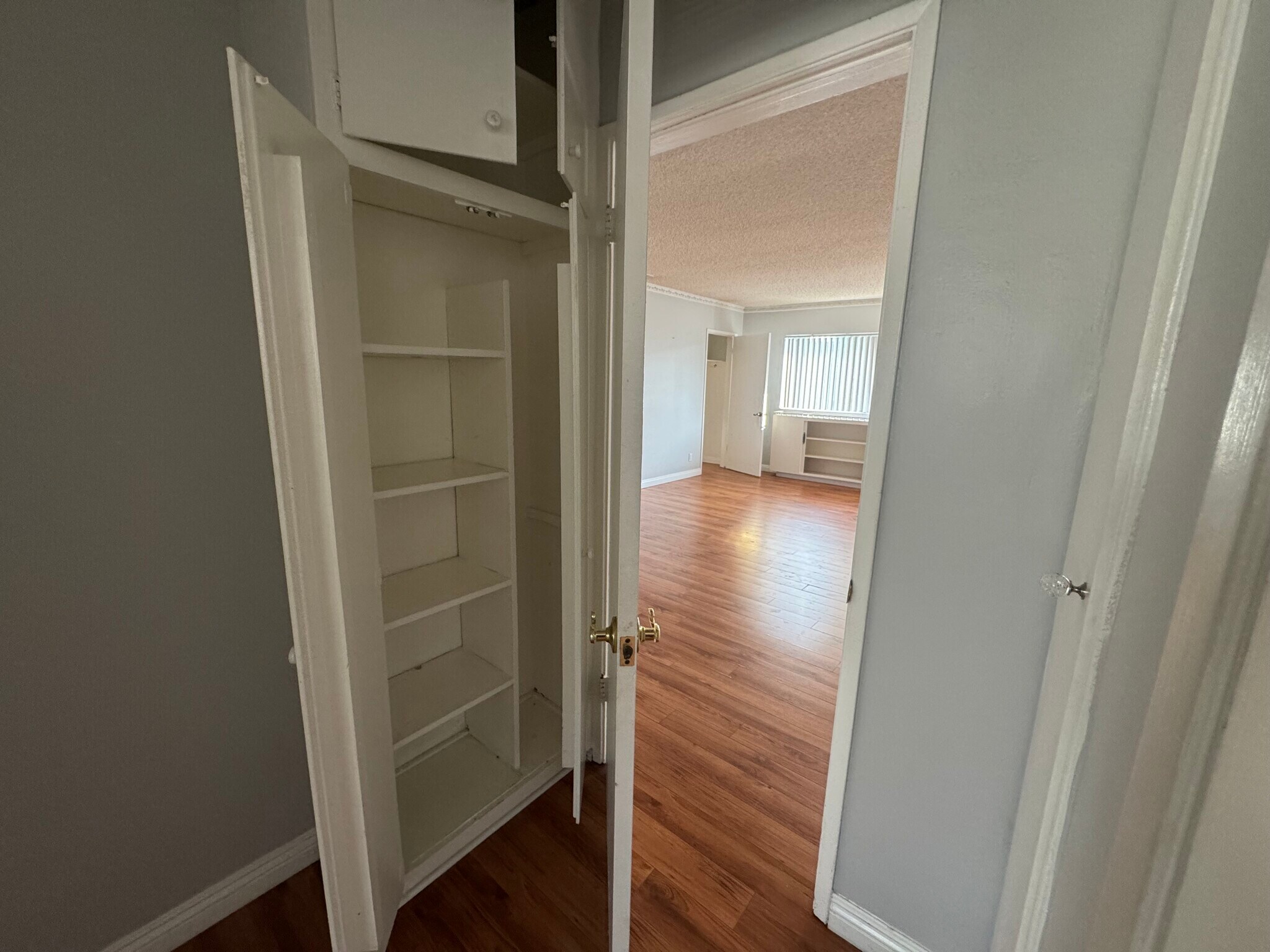 Building Photo - 5208 Wilkinson Ave