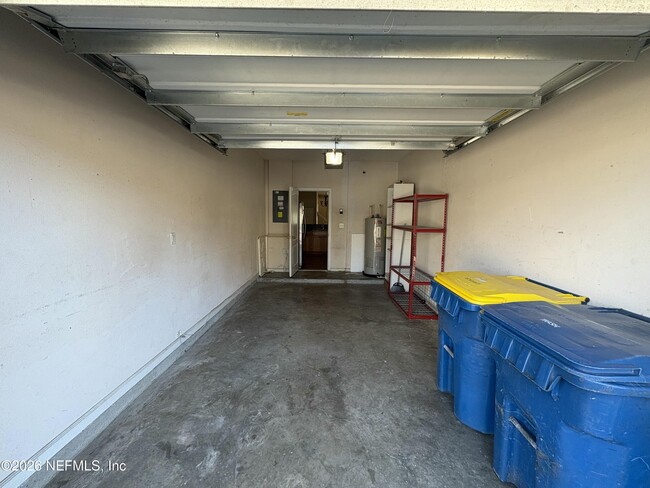 Building Photo - 12289 Black Walnut Ct