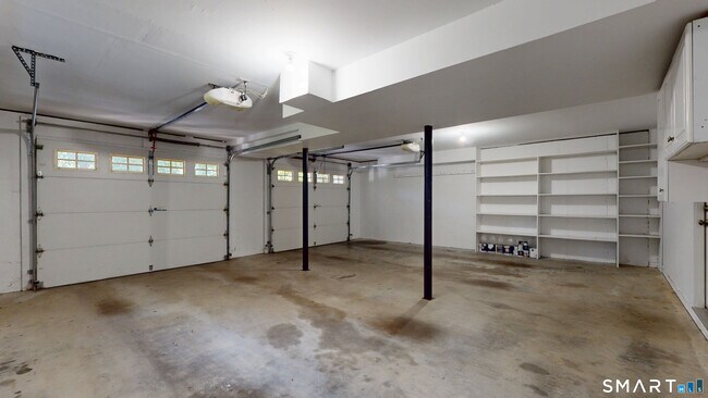 Building Photo - 463 White Oak Shade Rd