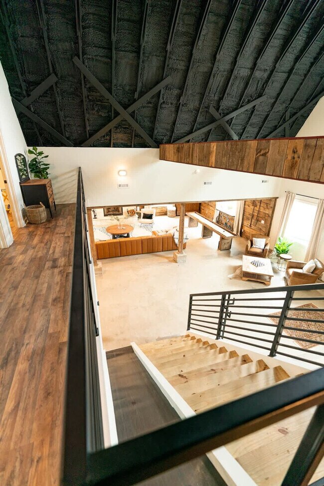 Building Photo - 8442 E McNelly Rd