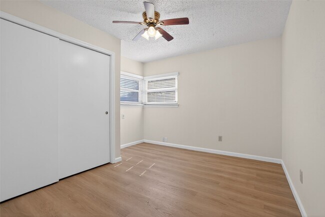 Building Photo - 1211 Berrystone Trail