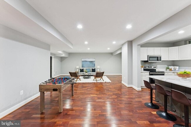 Building Photo - 7351 Nicole Marie Ct