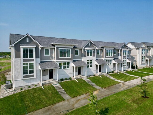 Building Photo - BRAND NEW:  Kettlestone Central Townhomes for Rent