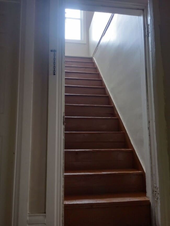 Building Photo - 125-127 South Fulton Street