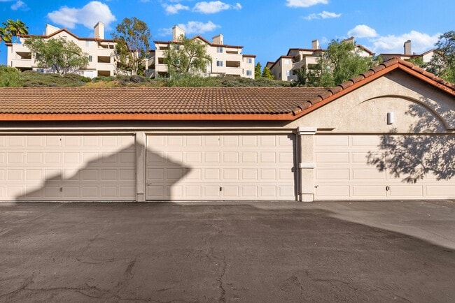 Building Photo - Affinity Townhome in Scripps Ranch