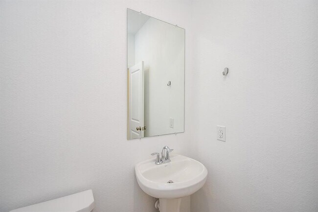 Building Photo - 6307 Serenity View Ln
