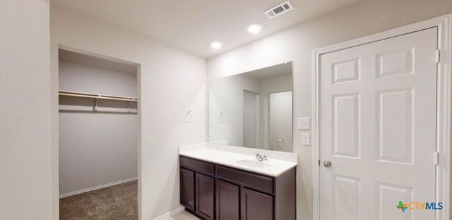 Building Photo - 1010 Prairie Clover Rd