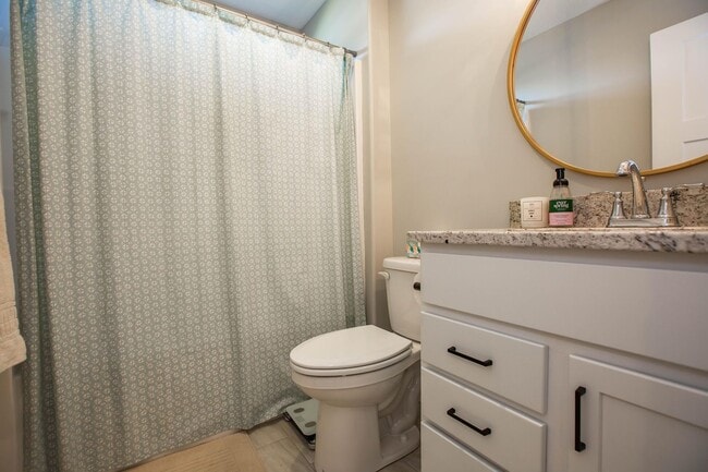 Building Photo - Stunning 4 Bed, 3 Bath Home | 3-Car Garage | Scenic Meadows