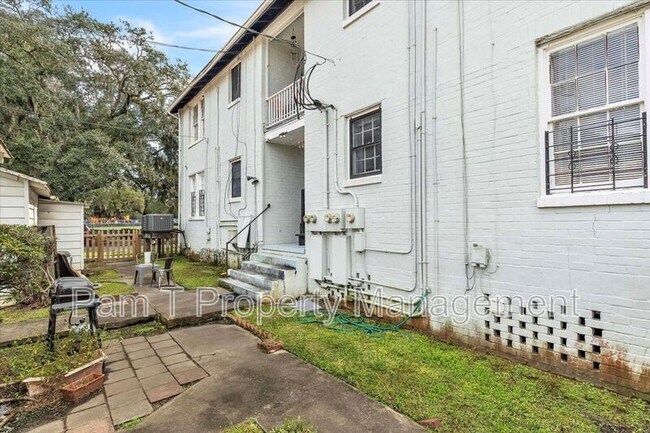 Building Photo - 740 E.45th St. #2