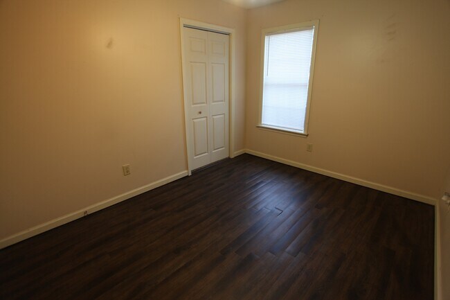 Building Photo - 3bed/2bath in Northpoint Subdivision for August!