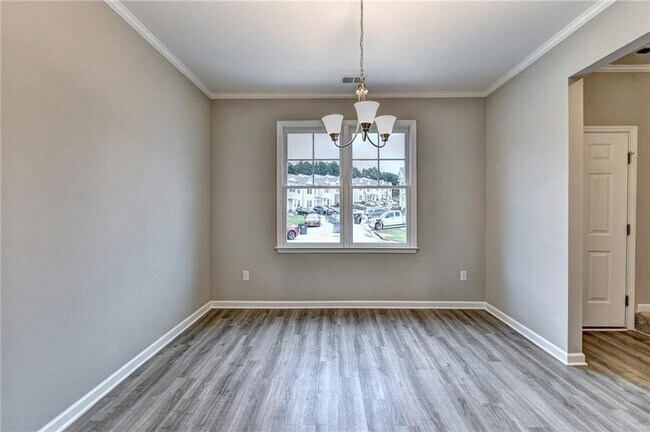 Building Photo - 2802 Laurel Ridge Cir