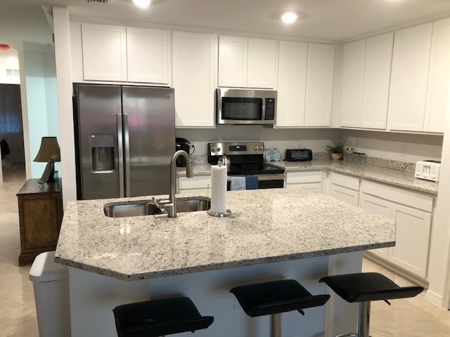 Fully-stocked Kitchen - 43050 Greenway Blvd