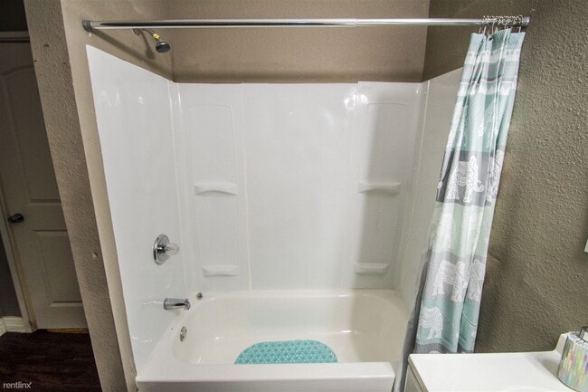 Building Photo - 1214 Florida St