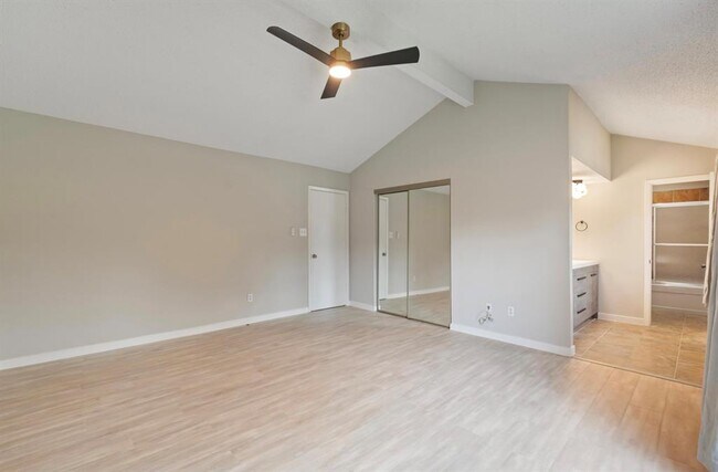Building Photo - 25510 Chapel Ridge Ln