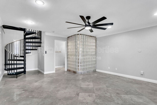 Building Photo - 4070 Morrell St