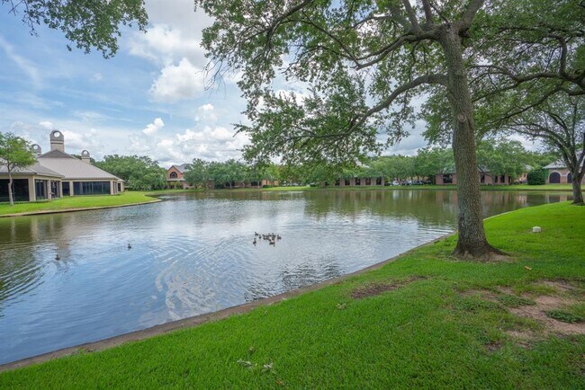 Building Photo - 4144 Greystone Way