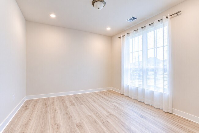 Building Photo - 21307 Blue Wood Aster Ct