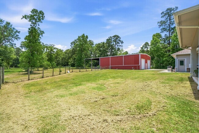 Building Photo - 2149 Pine Acres Dr