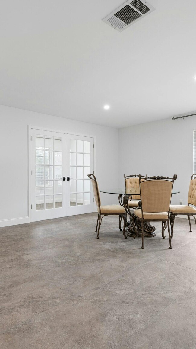 Building Photo - 3809 Haleys Way